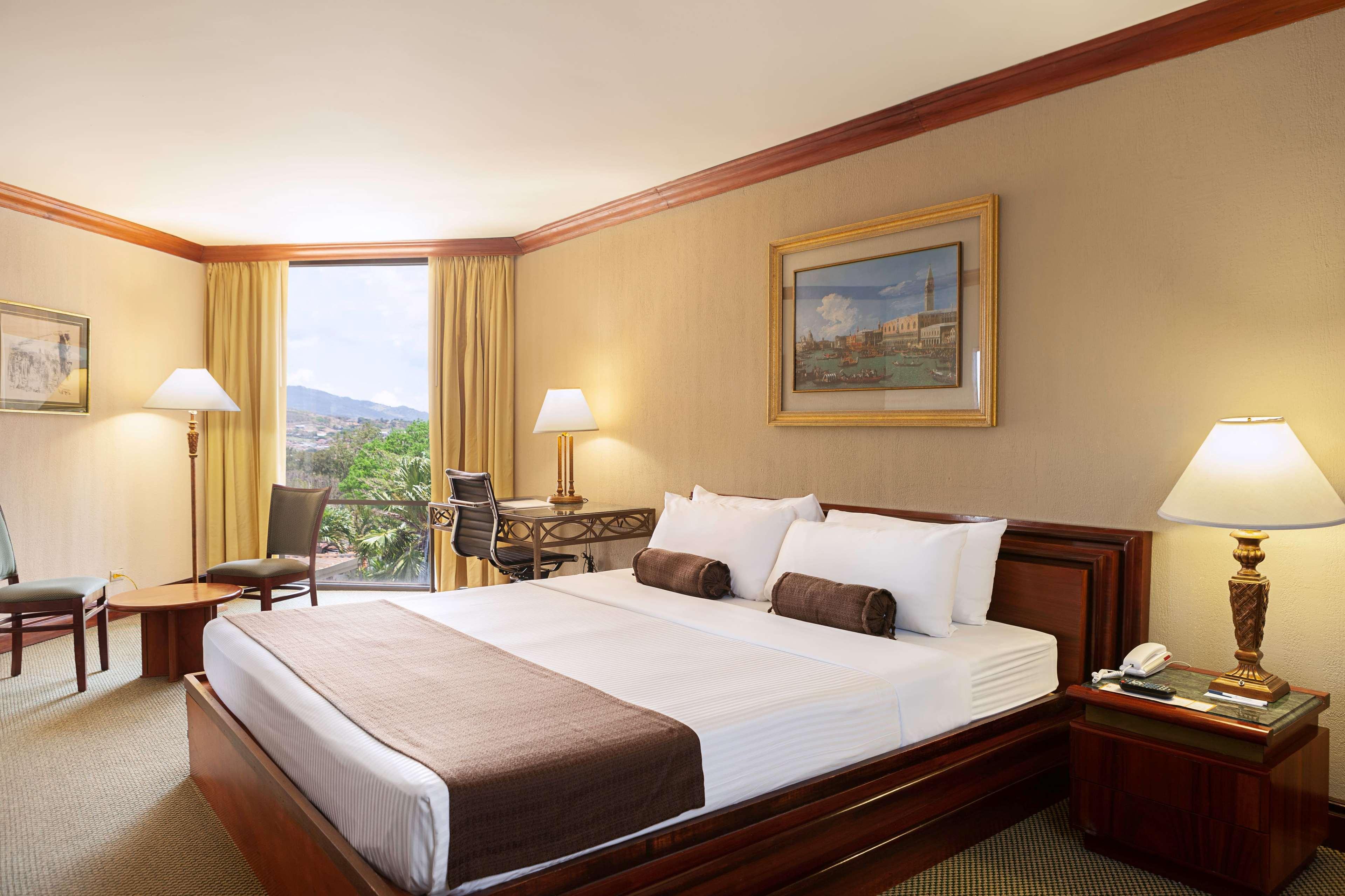 Wyndham San Jose Herradura Exterior photo A typical hotel room